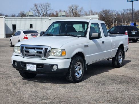 Used 2009 Ford Ranger XLT image 3