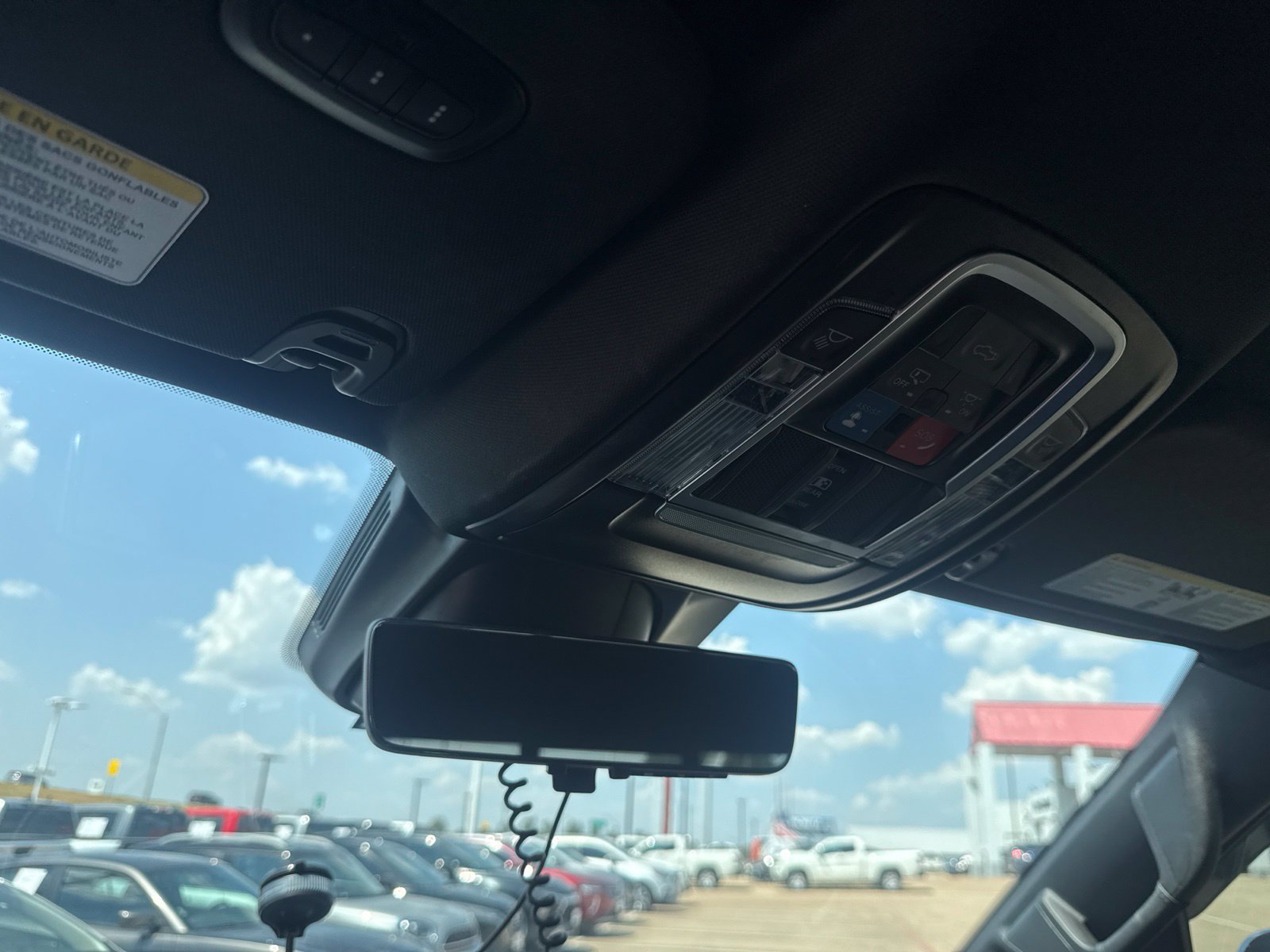 Used 2024 RAM 1500 Limited AWD/4WD image 27