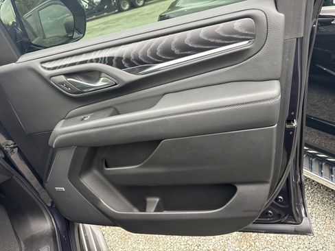 Used 2024 GMC Yukon Denali image 22