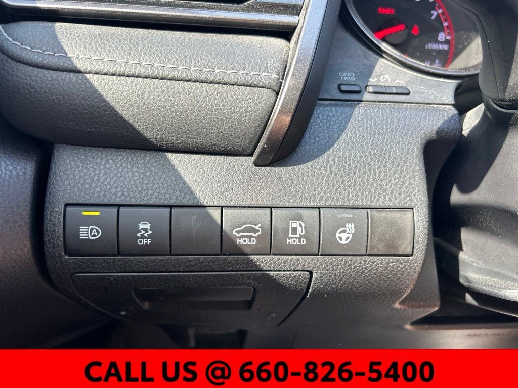 Used 2021 Toyota Camry XSE FWD image 14