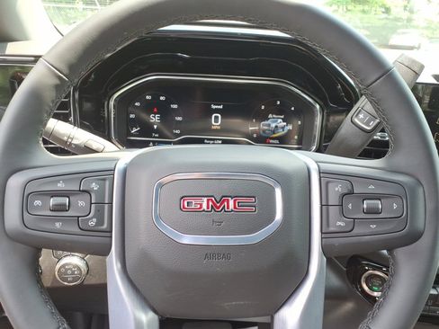 New 2025 GMC Sierra 2500 SLE w/ SLE Value Package; image 20