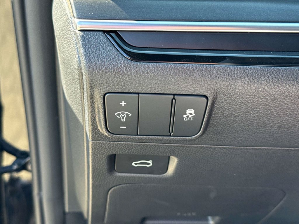 New 2026 Kia K5 GT-Line FWD image 25