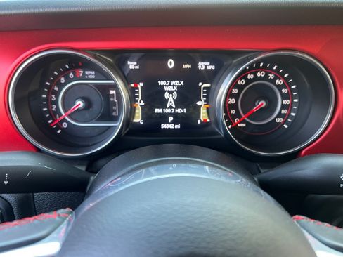 Used 2020 Jeep Gladiator Rubicon AWD/4WD image 28