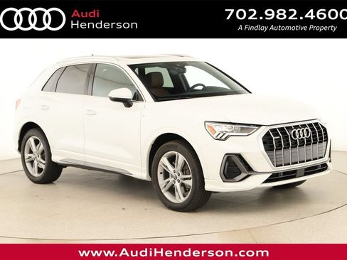 Certified 2023 Audi Q3 2.0T Premium w/ Convenience Package AWD/4WD image 1