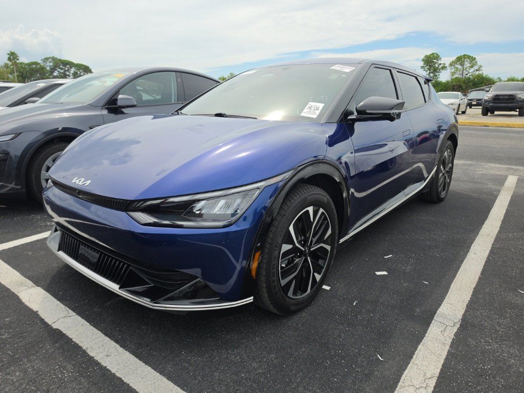Certified 2023 Kia EV6 Wind w/ Wind Technology Package RWD image 4