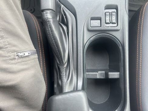 Used 2018 Subaru Crosstrek 2.0i Premium w/ Moonroof Package AWD/4WD image 22