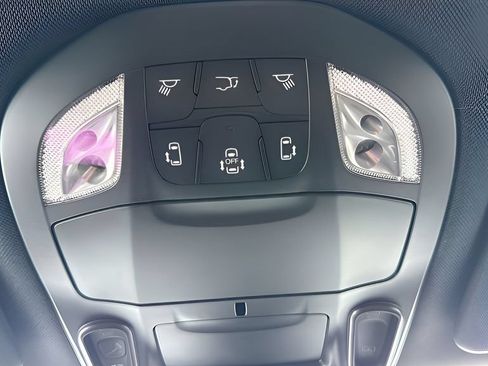 New 2026 Chrysler Pacifica Select w/ S Appearance Package AWD/4WD image 12