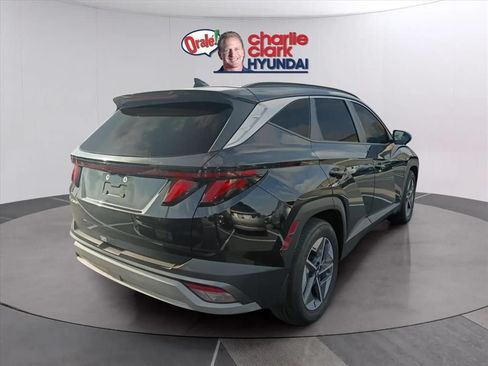 Used 2025 Hyundai Tucson SEL FWD image 3