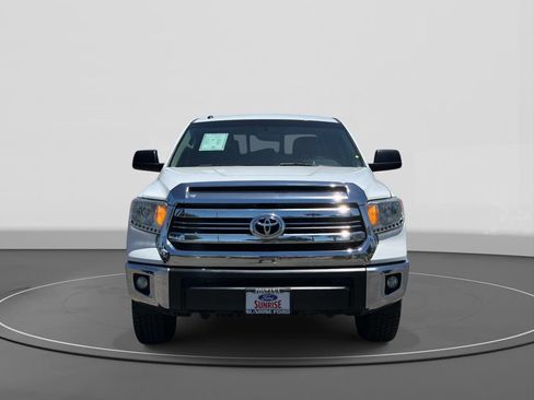Used 2017 Toyota Tundra SR5 RWD image 2