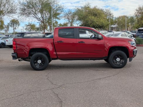 Used 2021 Chevrolet Colorado W/T w/ WT Convenience Package image 2