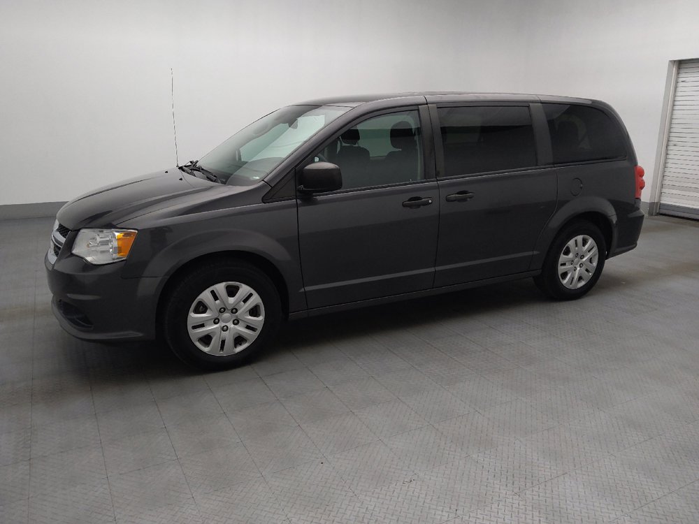 Used 2019 Dodge Grand Caravan SE FWD image 2
