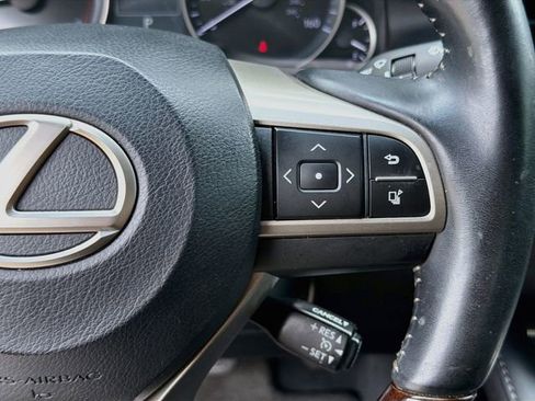 Used 2016 Lexus ES 350 w/ Premium Package w/Wood Trim FWD image 35