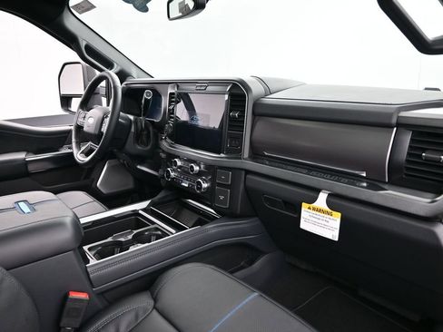 New 2026 Ford F350 Platinum w/ Tremor Off-Road Package image 35