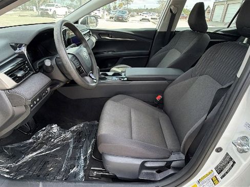 Certified 2025 Toyota Camry LE image 16