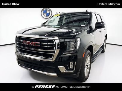 Used 2022 GMC Yukon SLT w/ SLT Premium Package