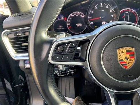 Used 2018 Porsche Panamera 4 AWD/4WD image 21