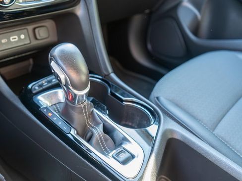 Used 2022 Buick Encore GX Select w/ Sport Touring Package image 34