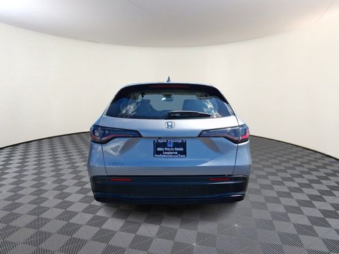 Used 2025 Honda HR-V LX image 6