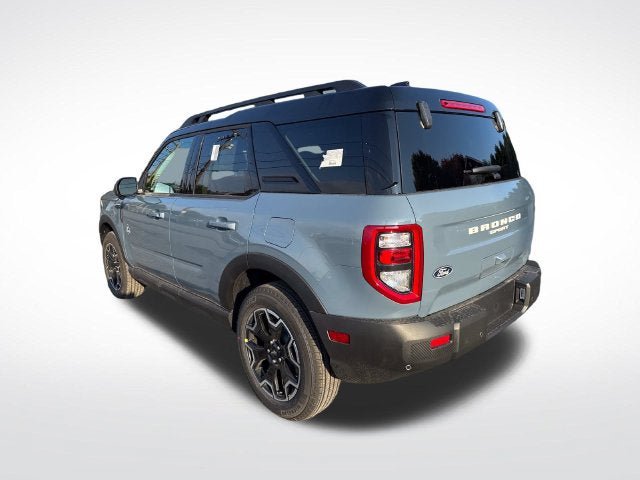 New 2026 Ford Bronco Sport Outer Banks w/ Outer Banks Tech Package+ AWD/4WD image 3