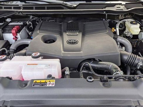 New 2025 Toyota Tundra SR5 image 15