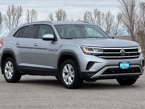 Used 2021 Volkswagen Atlas Cross Sport S image 9