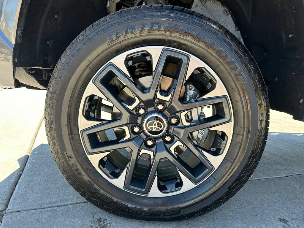 Used 2024 Toyota Tundra Limited AWD/4WD image 33