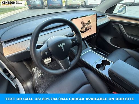 Used 2022 Tesla Model Y Performance AWD/4WD image 28