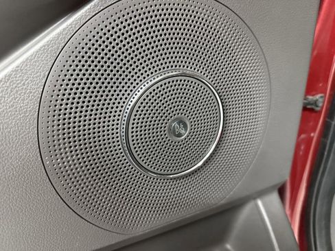 Used 2019 Ford Expedition Limited image 25