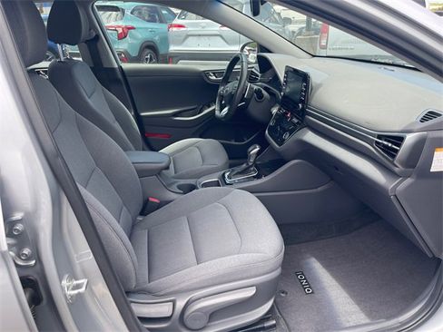 Used 2020 Hyundai Ioniq SEL image 14