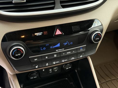 Used 2021 Hyundai Tucson Limited AWD/4WD image 16