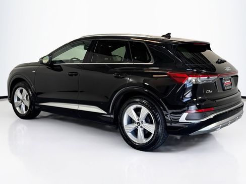 Used 2024 Audi Q4 e-tron Premium Plus w/ Premium Plus image 7