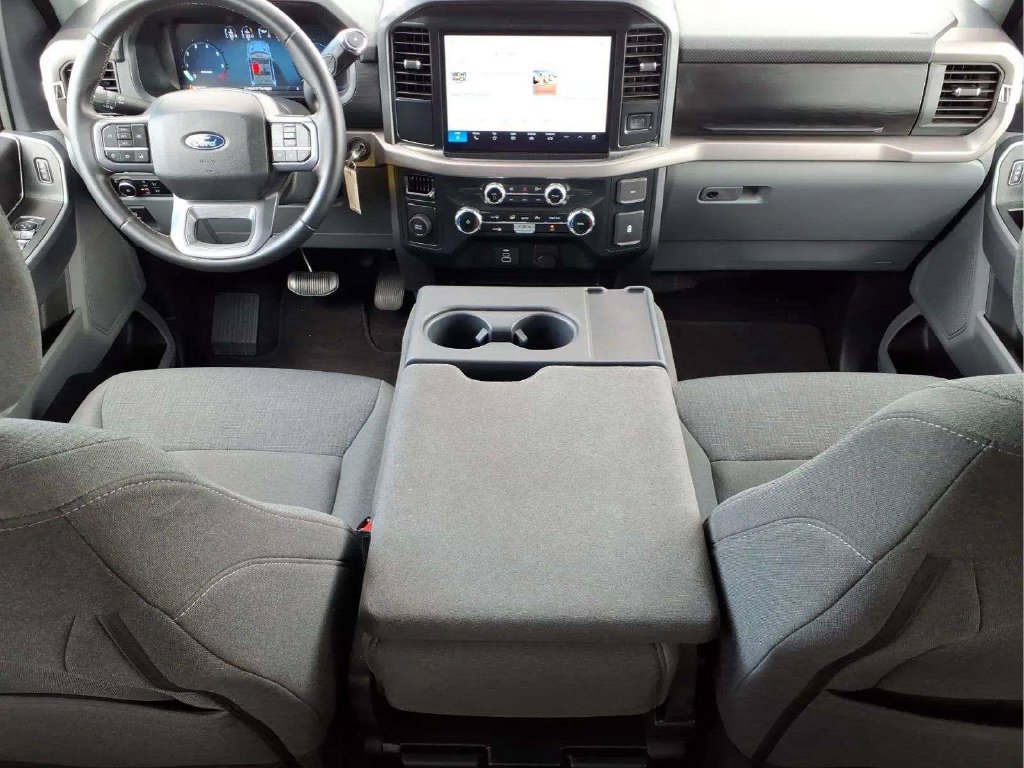 Used 2025 Ford F150 XLT w/ Equipment Group 301A Standard RWD image 11