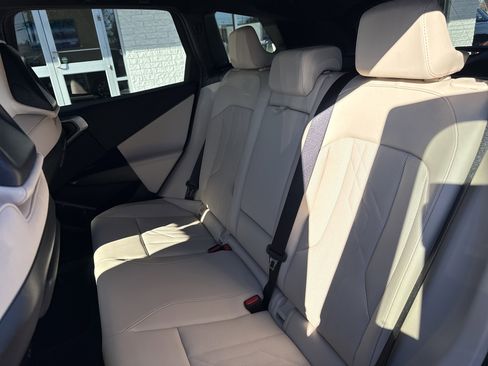 Used 2025 BMW X3 xDrive30i w/ M Sport Package image 12