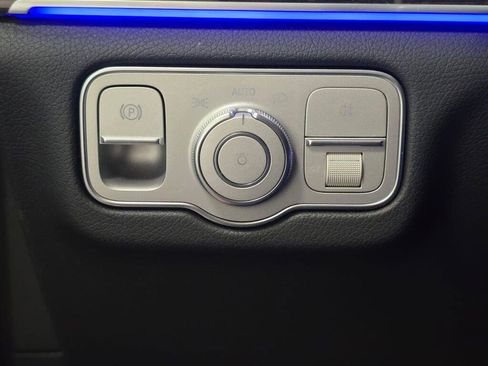 New 2026 Mercedes-Benz GLE 450 4MATIC image 25