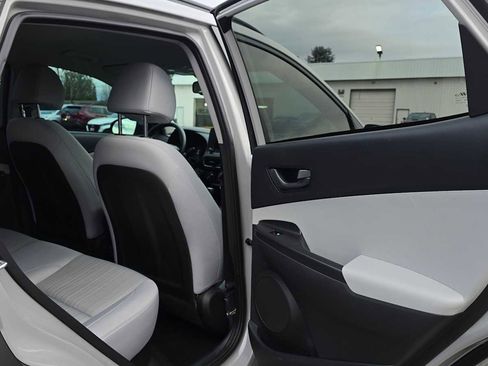 Used 2023 Hyundai Kona SEL w/ Cargo Package image 14