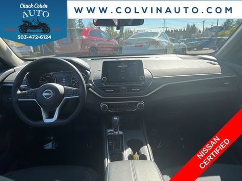 Certified 2025 Nissan Altima 2.5 SV FWD image 17