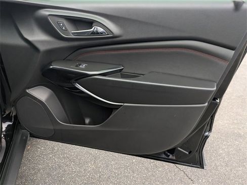 New 2026 Chevrolet Trax RS w/ Sunroof Package image 34