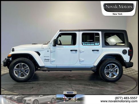 Used 2022 Jeep Wrangler Unlimited Sahara w/ Cold Weather Group image 5