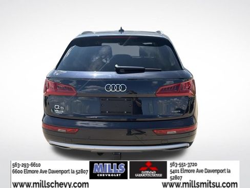 Used 2019 Audi Q5 2.0T Premium Plus w/ Premium Plus Package AWD/4WD image 6