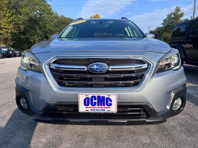 Used 2019 Subaru Outback 2.5i Limited AWD/4WD image 2