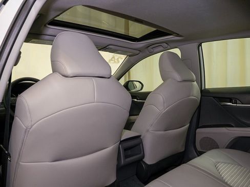 Certified 2024 Toyota Camry SE FWD image 8