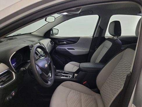 Used 2019 Chevrolet Equinox LS FWD image 17