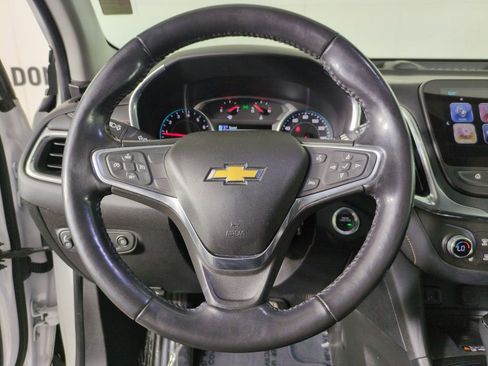 Used 2018 Chevrolet Equinox Premier FWD image 16