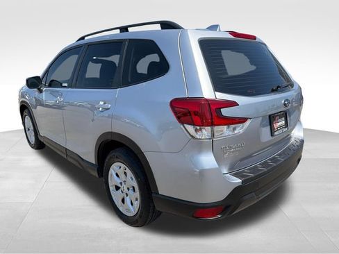 Used 2020 Subaru Forester w/ Popular Package #1 AWD/4WD image 5