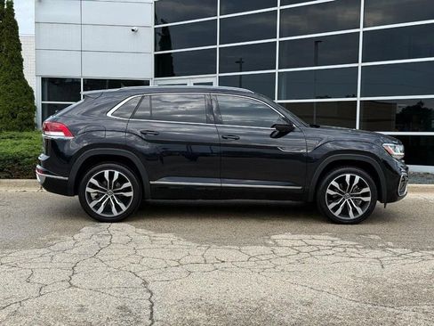 Used 2022 Volkswagen Atlas Cross Sport SEL Premium R-Line AWD/4WD image 2