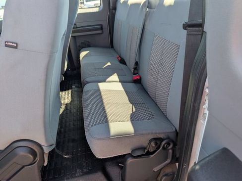 Used 2016 Ford F250 XL w/ Power Equipment Group AWD/4WD image 25