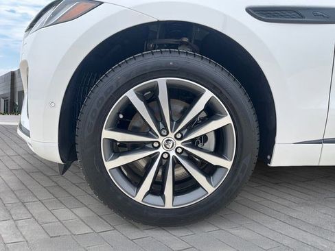 New 2026 Jaguar F-PACE R-Dynamic S AWD/4WD image 9