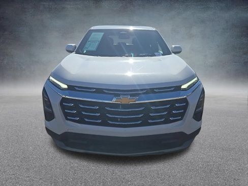 Certified 2026 Chevrolet Equinox LT FWD image 9