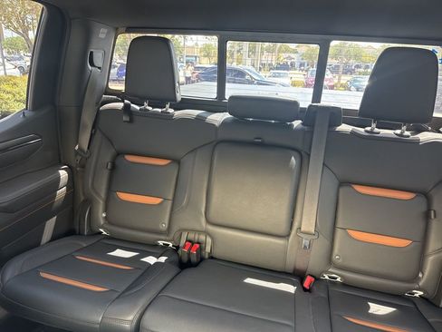 Used 2023 GMC Sierra 1500 AT4 w/ Technology Package image 15