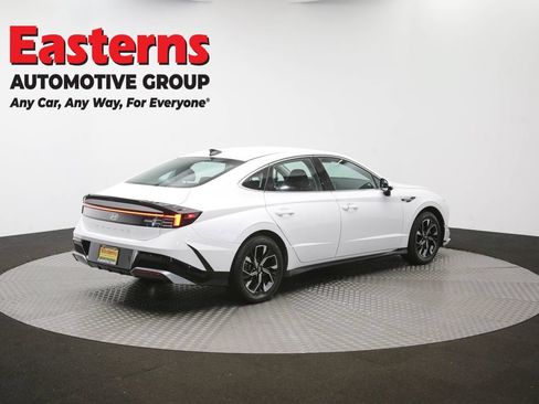 Used 2025 Hyundai Sonata SEL FWD image 35